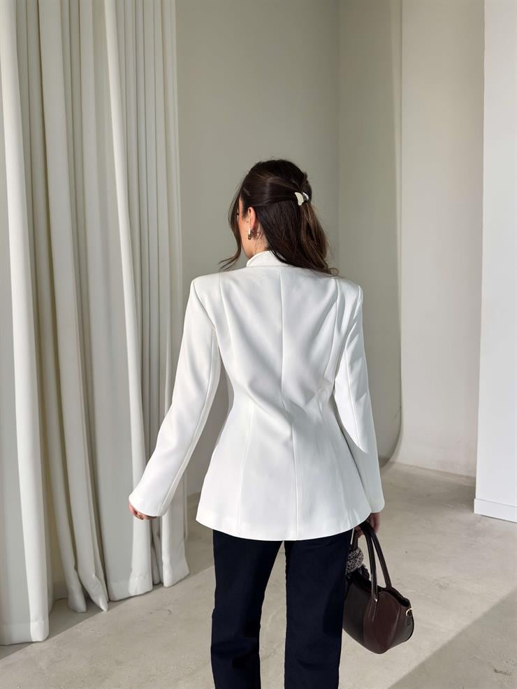 İlmekli Düğme Dik Yaka Werner Beyaz Kadın Ceket 26Y006