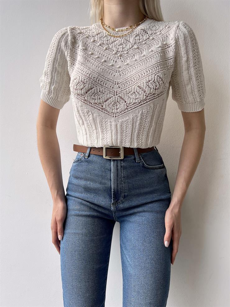 Örme Nakış Desenli Winter Kadın Ekru Kol Büzgülü Bluz 23Y000213