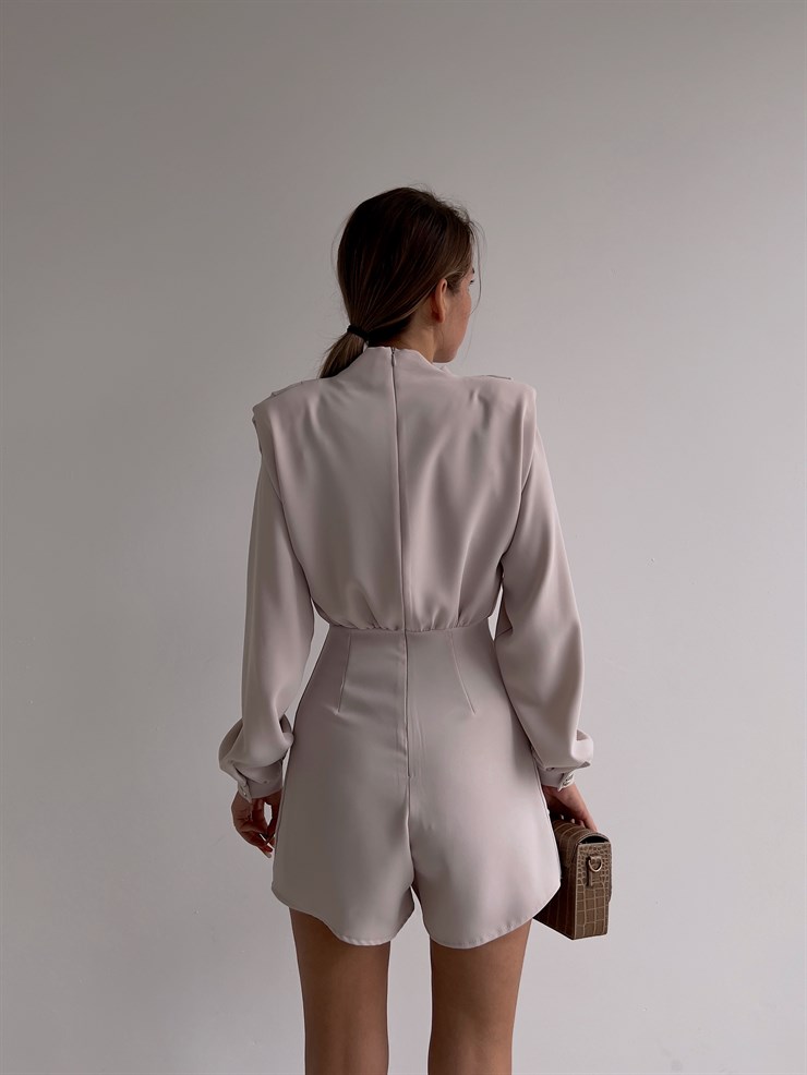 Yakası Dökümlü Eteği Kruvaze Verona Kadın Bej Şort Tulum 22K000414