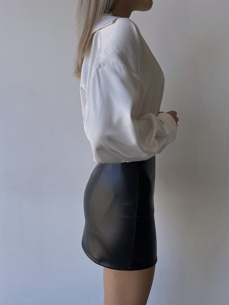 Yandan Yırtmaçlı Vegan Deri Luigi Kadın Siyah Etek 23K000058