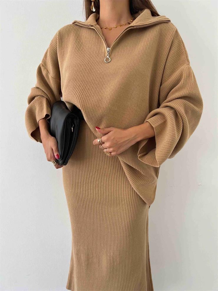 Yarın Fermuarlı Uzun Kol Oversize Kazak Yüksek Bel Etek Olane Kadın Camel Triko Takım 24k000037