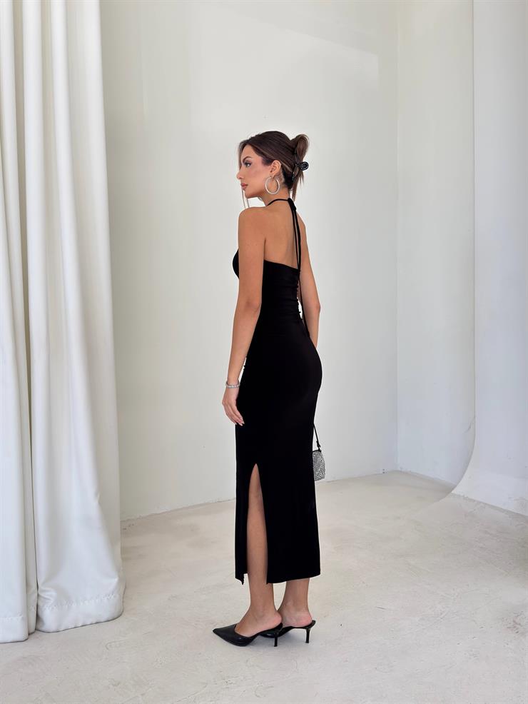 Boyundan Bağlamalı Aksesuarlı Yanı Yırtmaçlı Yevro Siyah Kadın Elbise 26K118