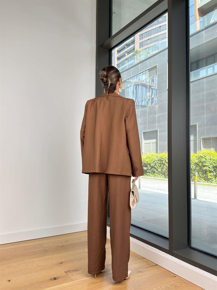 Omuz Vatkalı Kapamasız Yıır Kahve Kadın Blazer Ceket 25Y078