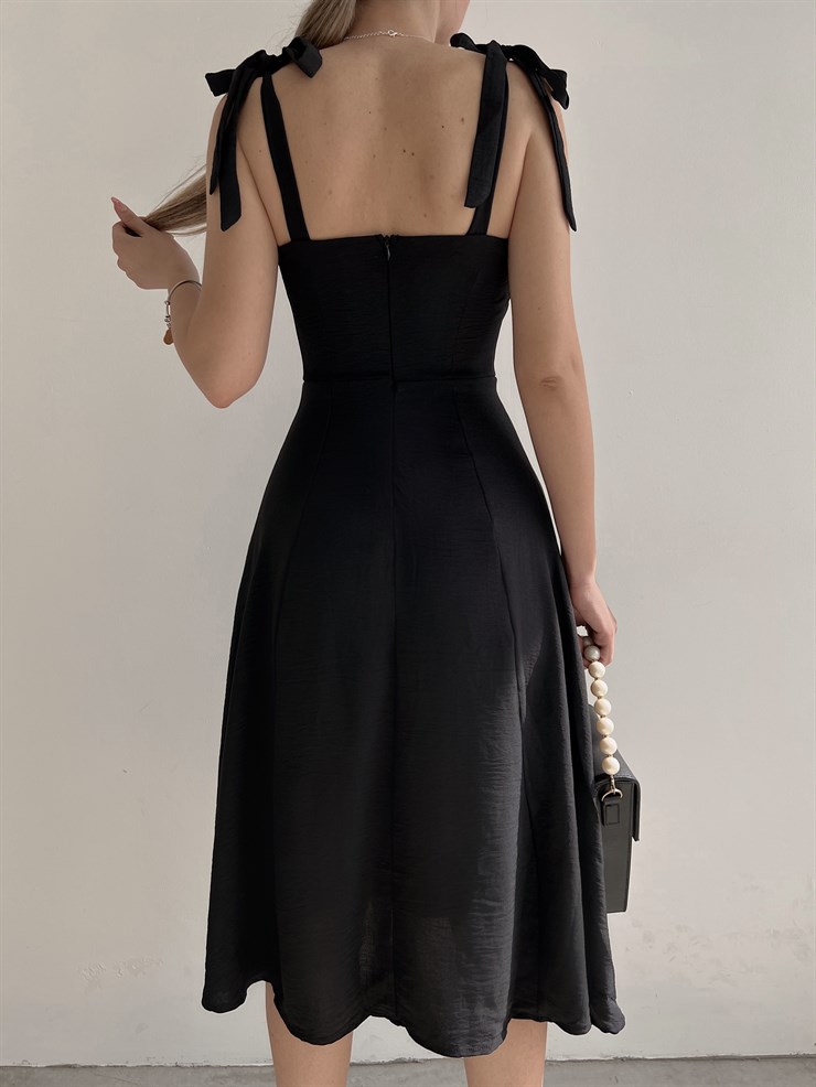 Yırtmaçlı Göğüs Büzgülü Kiloş Arlene Kadın Siyah Midi Elbise 22Y000019