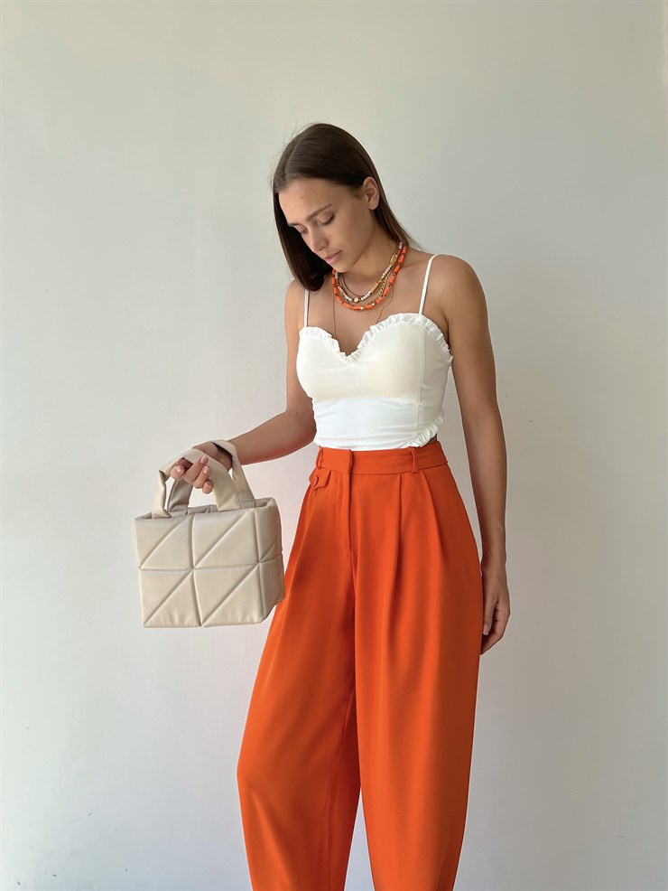 Yüksek Bel Beli Pileli Düğme Detay Geniş Paça Jazmin Kadın Turuncu Pantolon 22Y000085