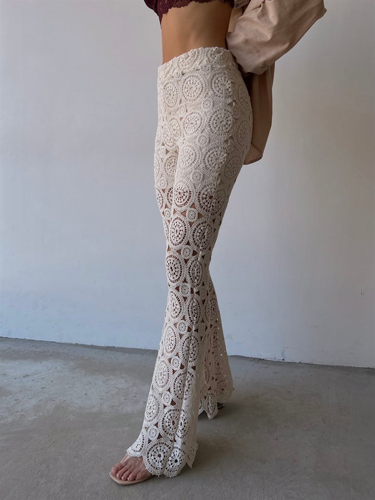 Yüksek Bel Güpürlü İspanyol Paça İçi Astarlı Luciana Kadın Bej Renk Pantolon 22Y000465