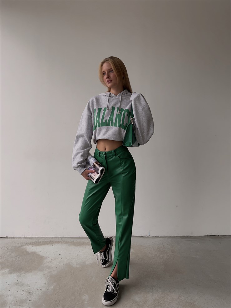 Yüksek Bel Paçası Yırtmaçlı Deri Kadın Yeşil Pantolon 22K000258 