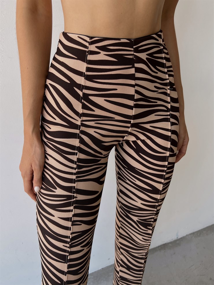 Yüksek Bel Paçası Yırtmaçlı Zebra Desen Kadın Kahverengi Tayt 22K000493