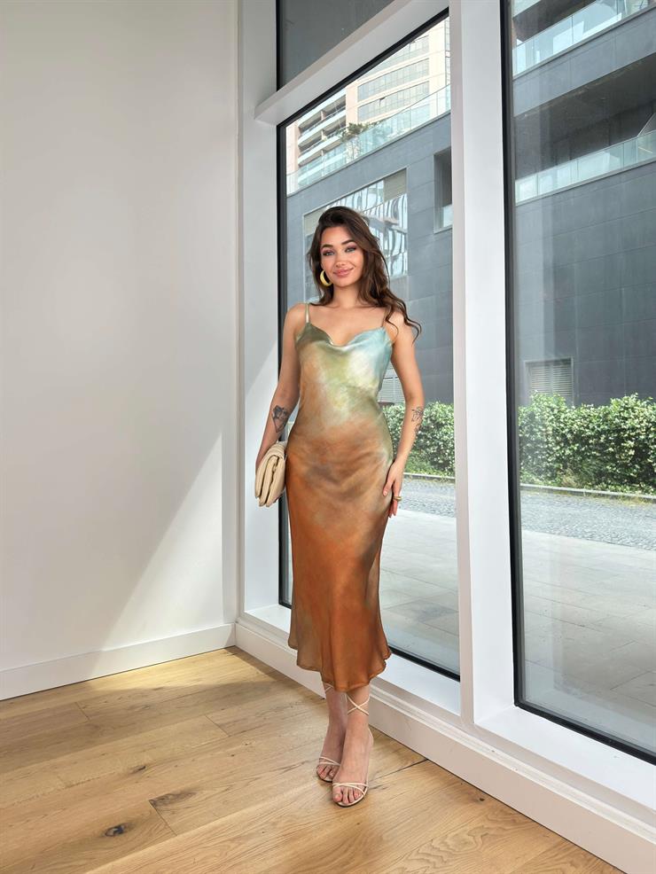 Askılı Degaje Yaka Zakwan Kadın Desenli Mint Midi Elbise 24Y630