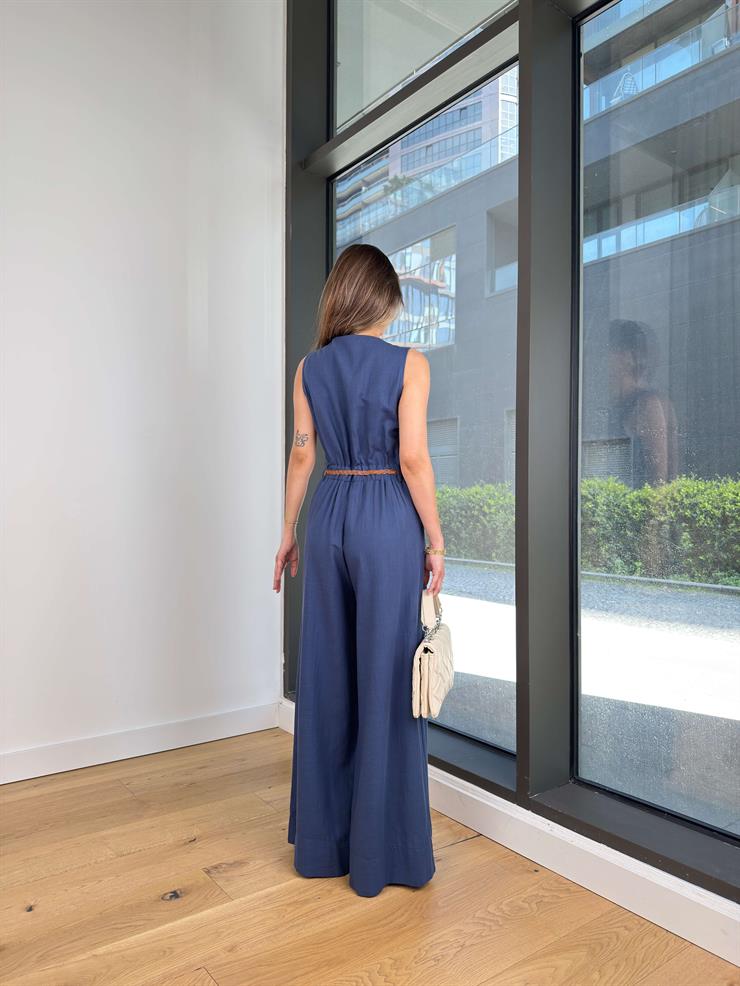 Önü Düğmeli Beli Kemerli Bol Paça Zodinan Lacivert Kadın Tulum 25Y282