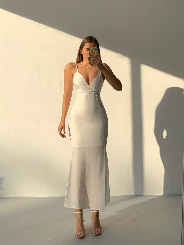Askılı Önü Yandan Düğme Detaylı Kadın Beyaz Uzun Elbise 21Y000432
