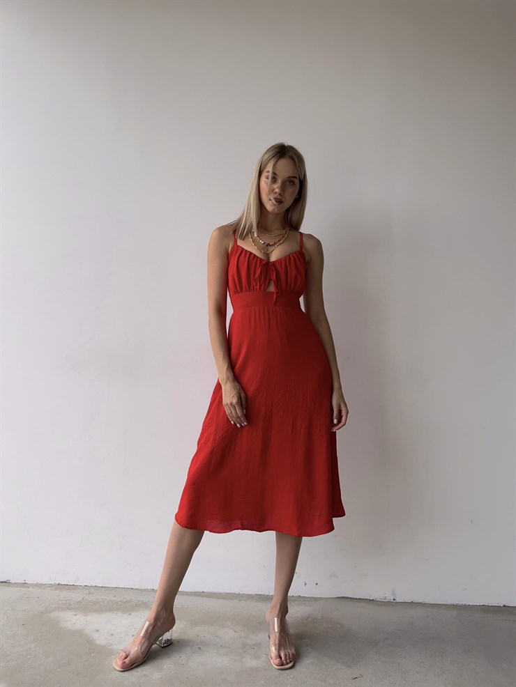Askılı Yakası Büzgülü Bağcıklı Corinne Kadın Kırmızı Midi Elbise 22Y000073