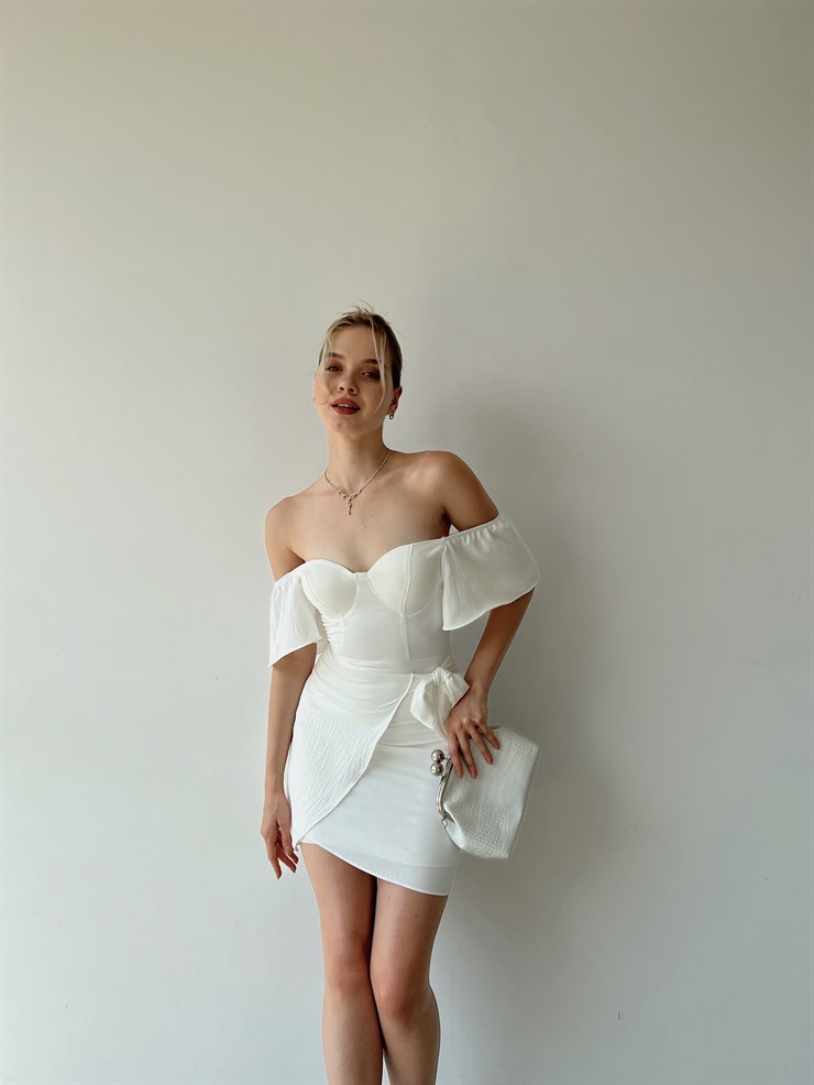Ayarlanabilir Lastik Omuz Beli Bağcıklı Jovia Kadın Beyaz Elbise 22Y000331