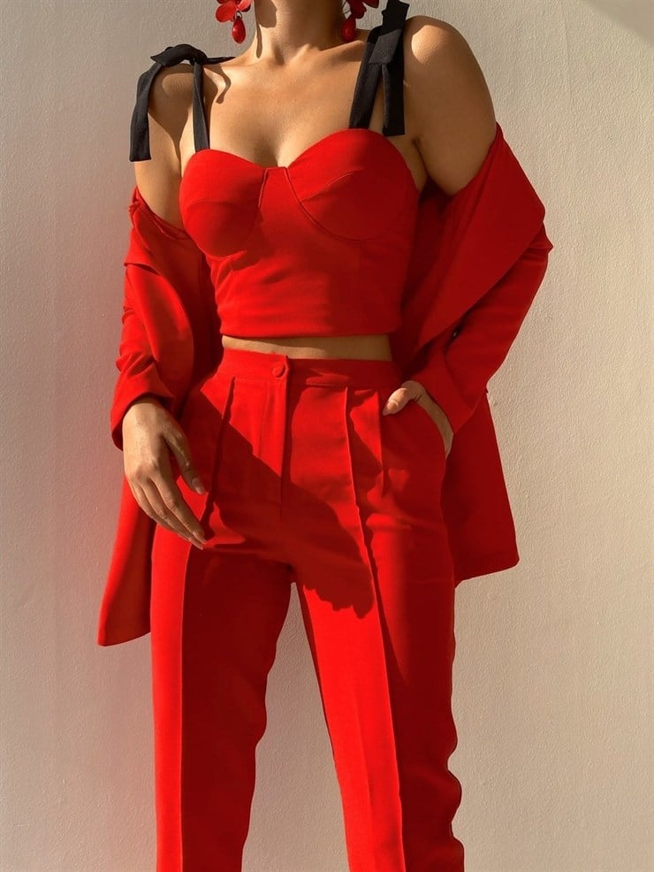 Ayarlanır Bağcıklı Crop Blazer Ceket Pantolon Aureliana Kadın Kırmızı Üçlü Takım 22K000059