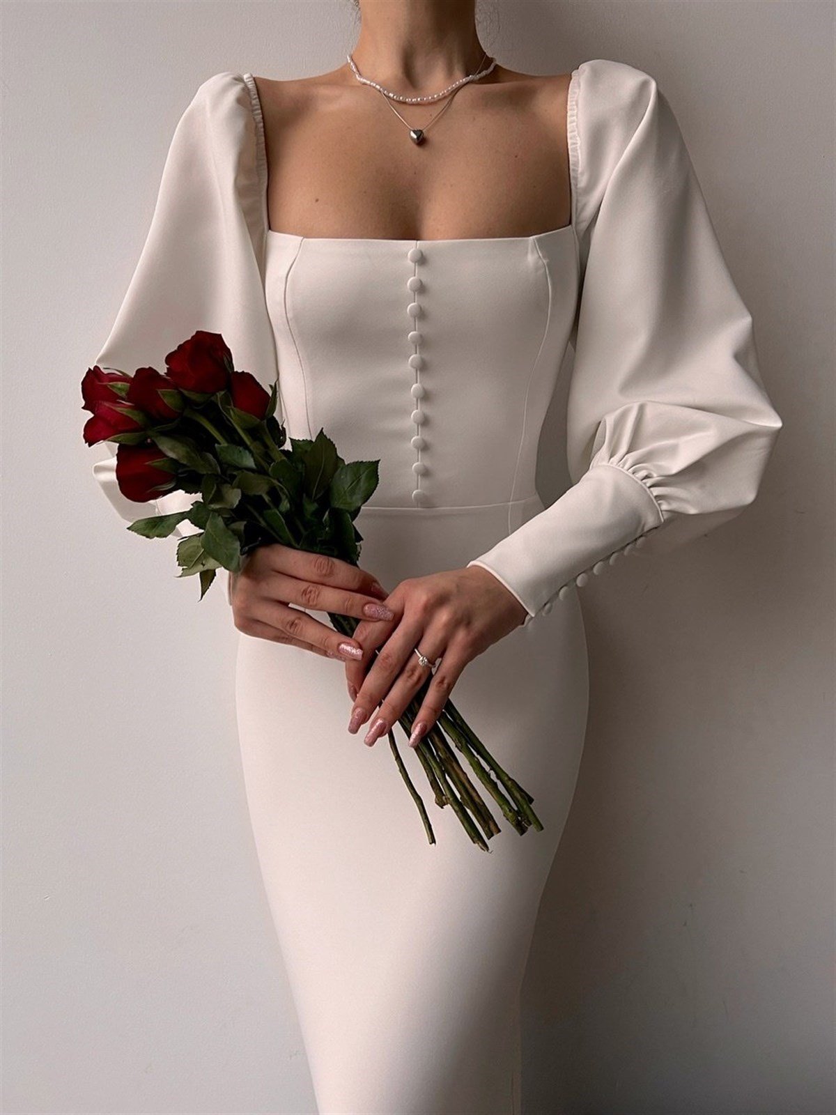 Düğme Detaylı Midi Boy Kadın Beyaz Kalem Elbise 21Y000072