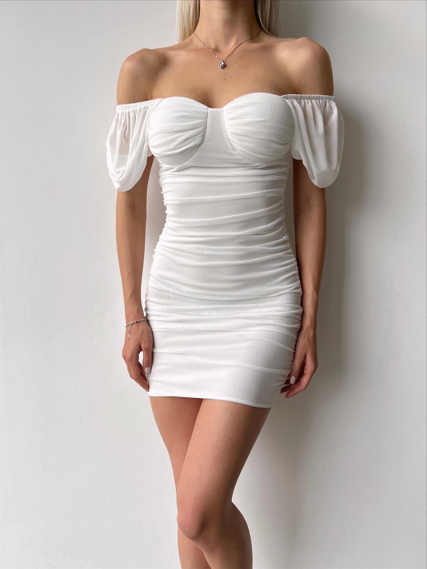 Göğüs Kuplu Açık Omuz Drapeli Kadın Beyaz Tül Elbise 21Y000367