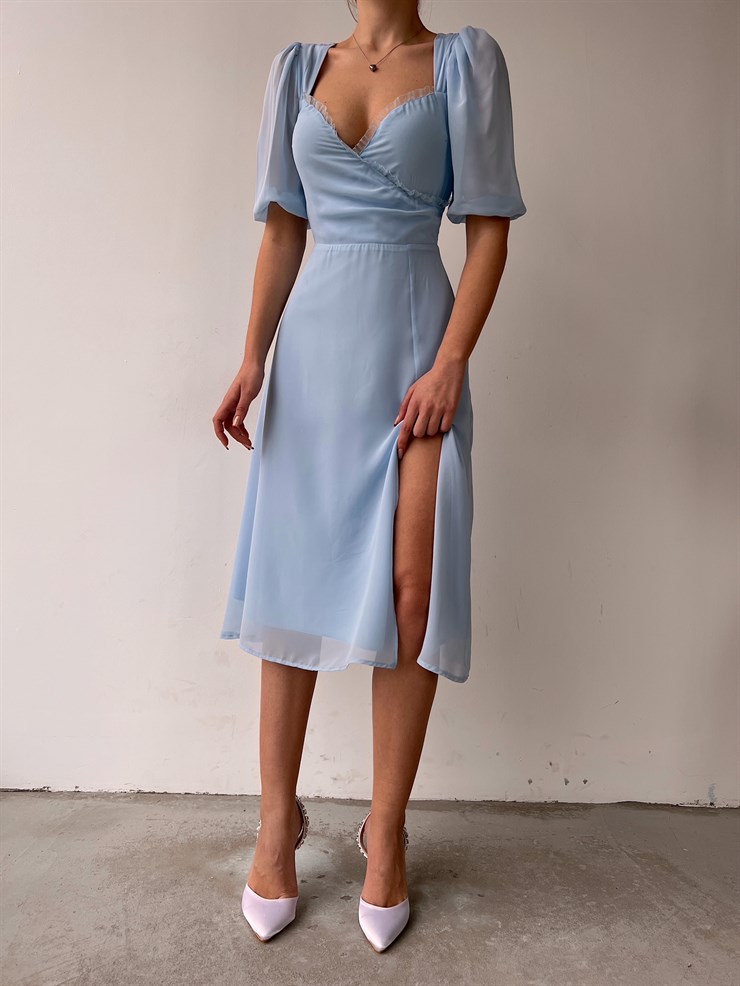 Midi Göğüs Kruvaze İnce Tül Detay Yırtmaçlı Annabel Kadın Mavi Elbise 22Y000017