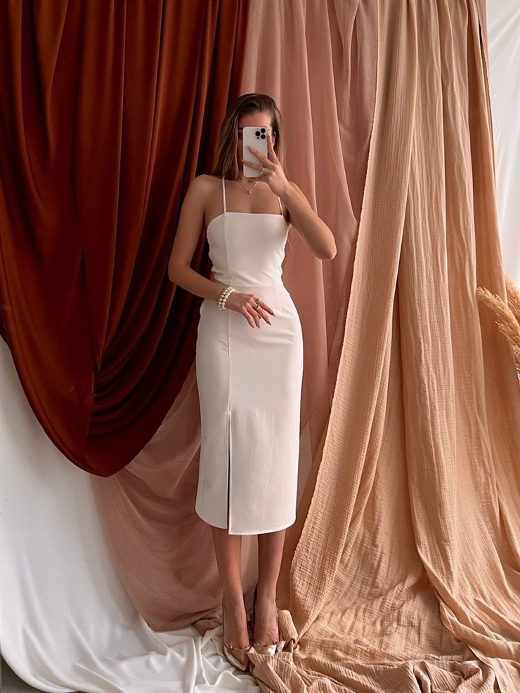 Midi Sırtı Çapraz İp Dekolte Yırtmaçlı Giovany Kadın Beyaz Elbise 22K000539