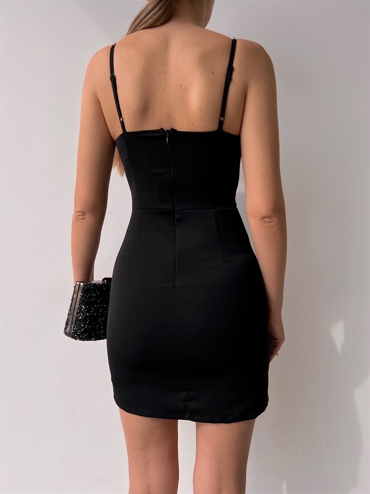 Saten Yakası Pencere Ve Taş Detay  Andy Kadın Siyah Mini Elbise 22K000627
