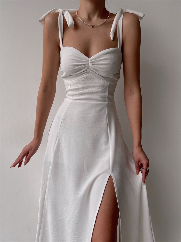 Yırtmaçlı Göğüs Büzgülü Kiloş Arlene Kadın Beyaz Midi Elbise 22Y000019