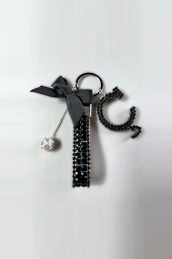 Siyah Bagetli Anahtarlık & Siyah Ç Harf & Gümüş Minik Top & Siyah Kurdela