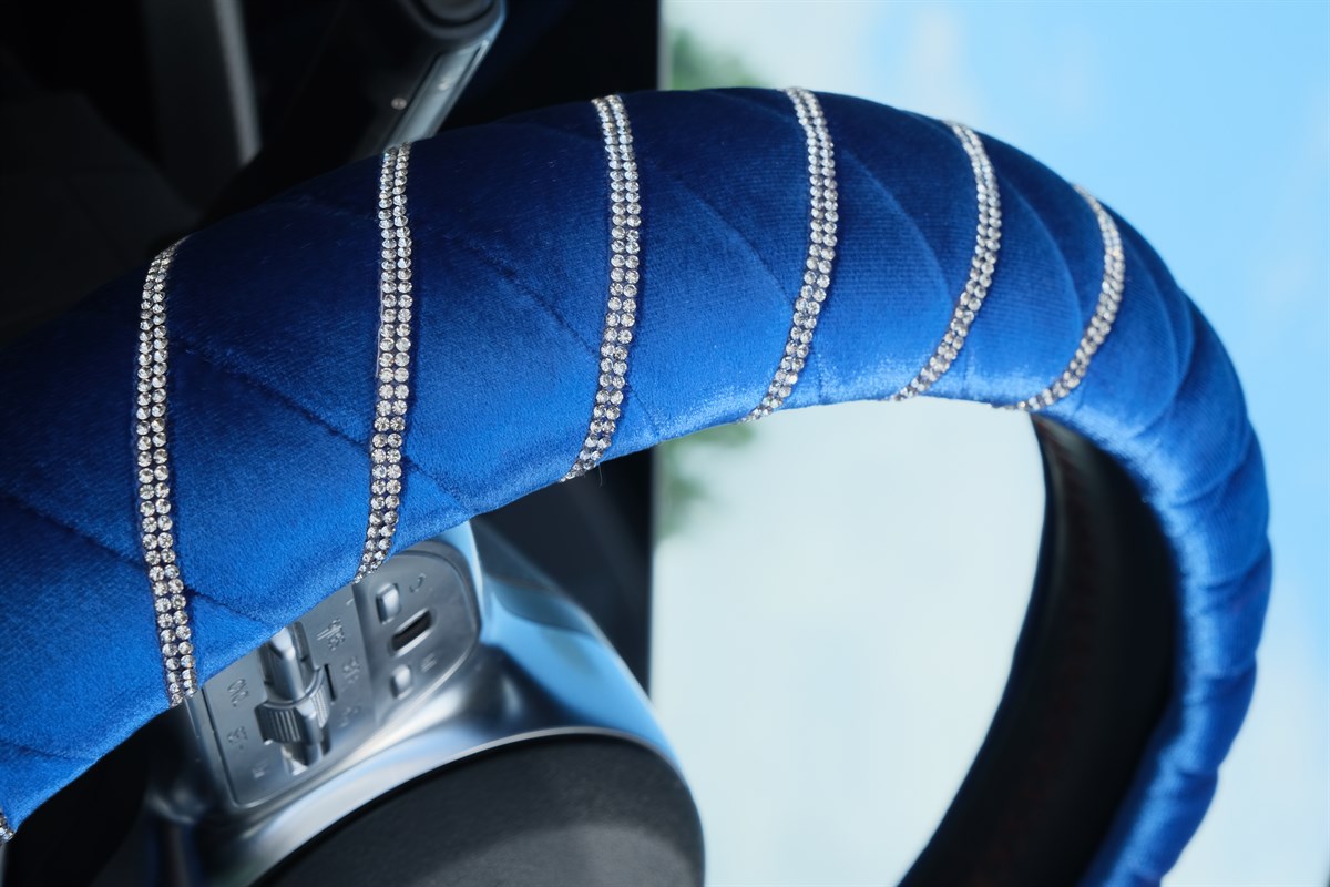 Saks Mavi Kapitone Gümüş Taş Şeritli Direksiyon Kılıfı - Tasarım Arabam