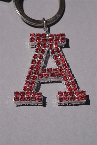 Kırmızı Swarovski & Logosuz Anahtarlık & Minik Ponpon Kırmızı & Kırmızı Harf