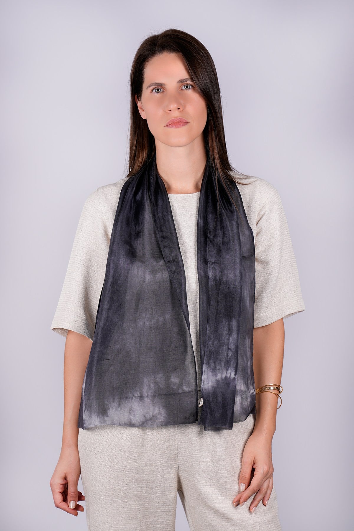 %100 Saf İpek El Boyaması Fular- Özel Tasarım 35x140cm - Antrasit - Beyaz