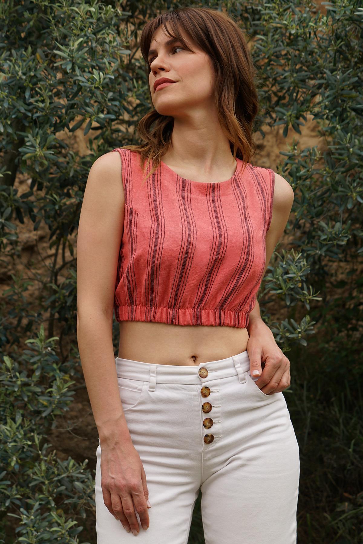 El Dokuması %70 Pamuk %30 Keten Rahat Kalıp Crop Bluz - Nar Çiçeği
