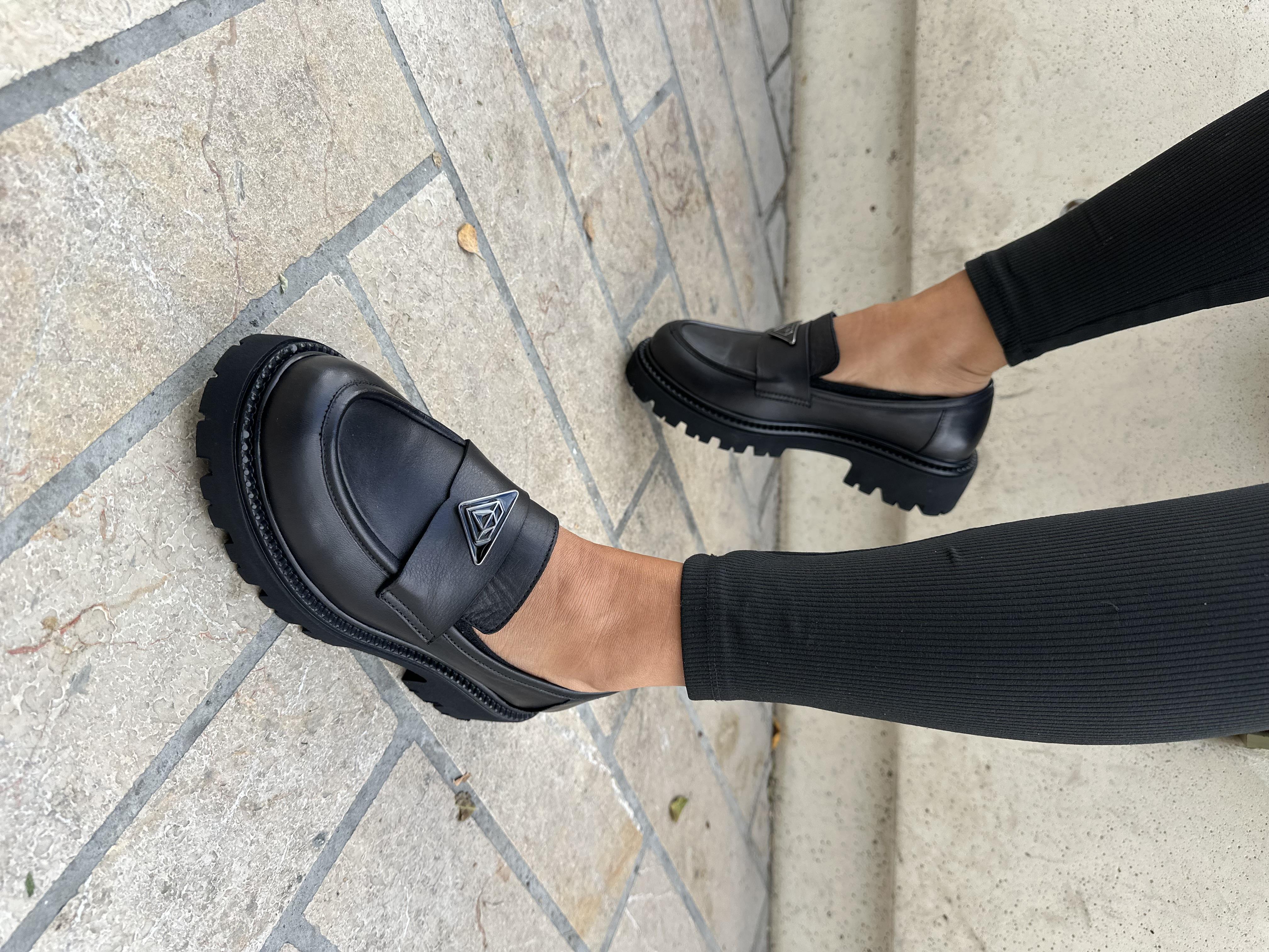 MASİSMASİS DİNOVA SİYAH DERİ LOAFER