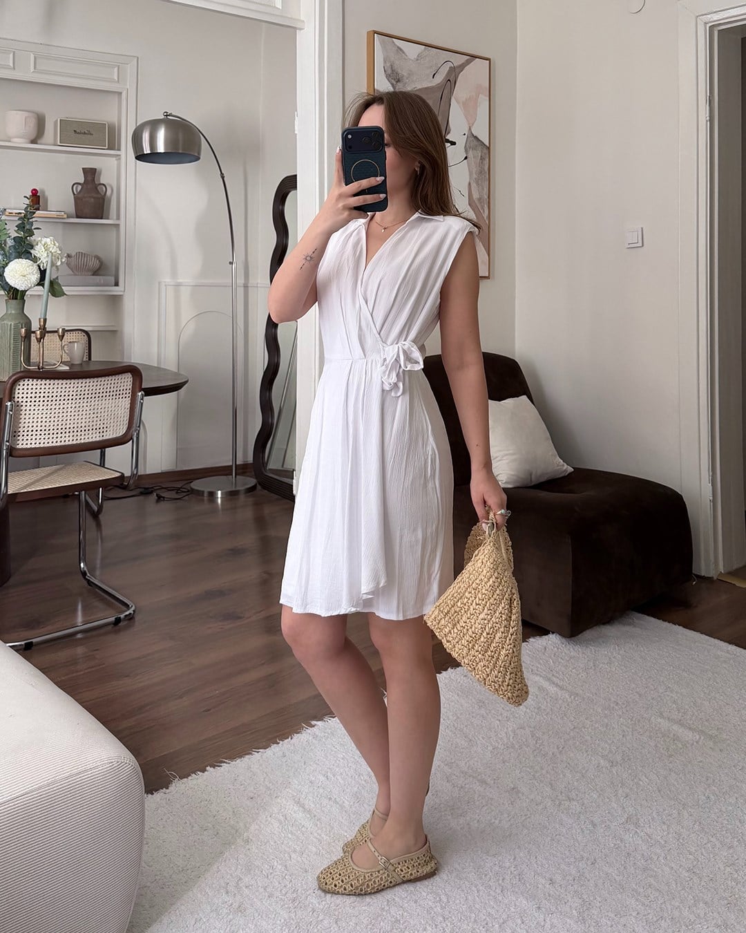 Beyaz Anvelop Kesim Elbise