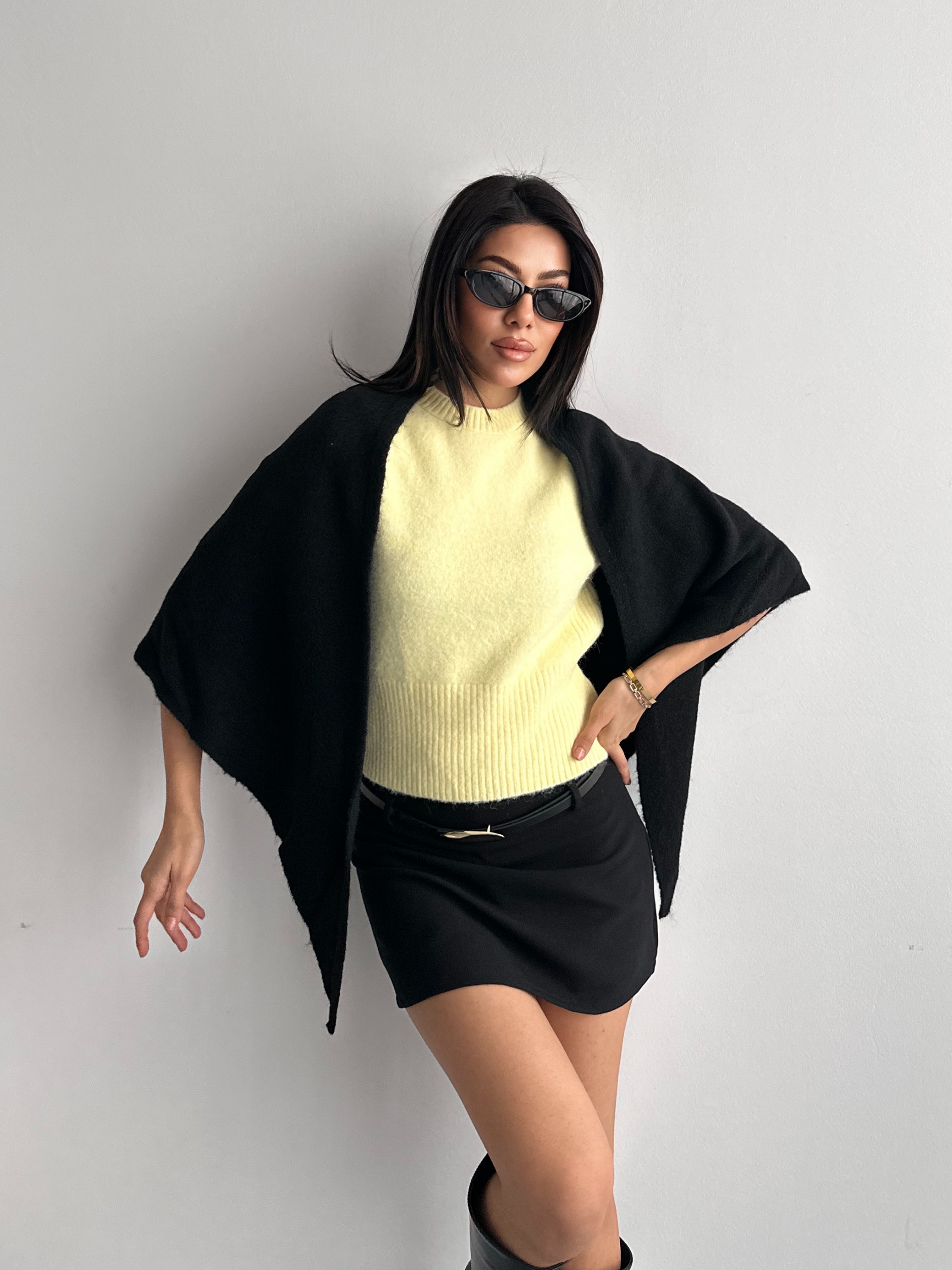 Dökümlü Triko Siyah Panço Şal