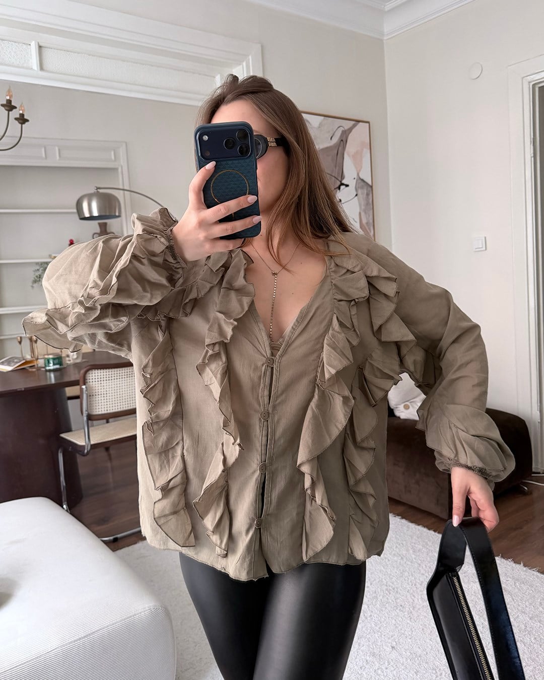 Fırfır Detaylı Haki Gömlek