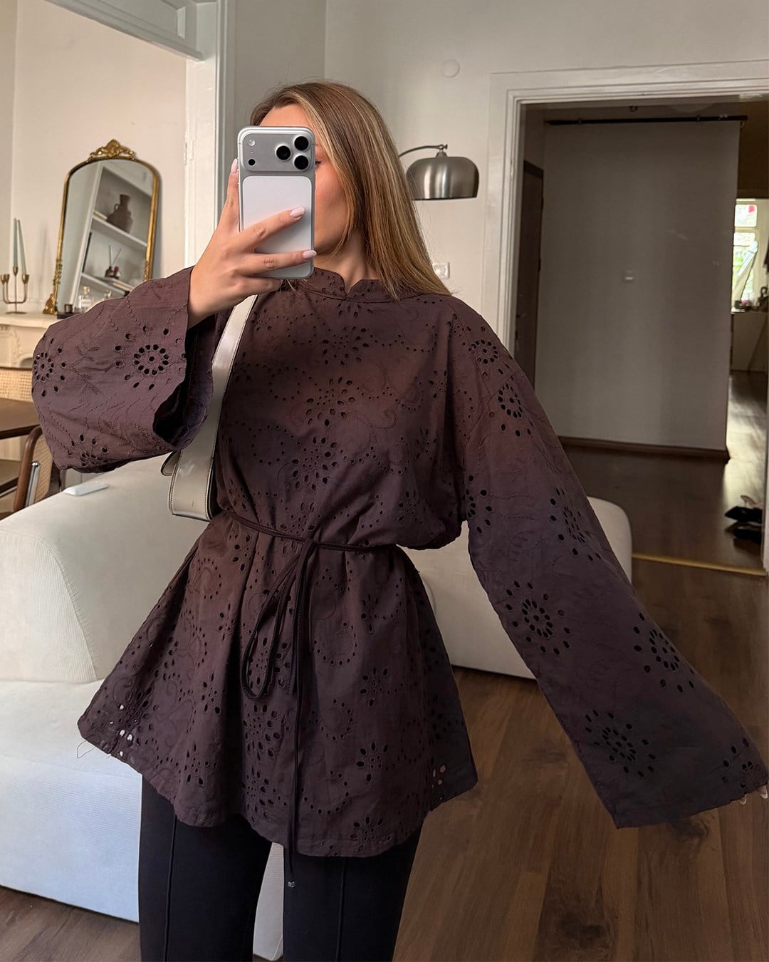 Fisto Nakışlı Kuşaklı Kahverengi Tunik