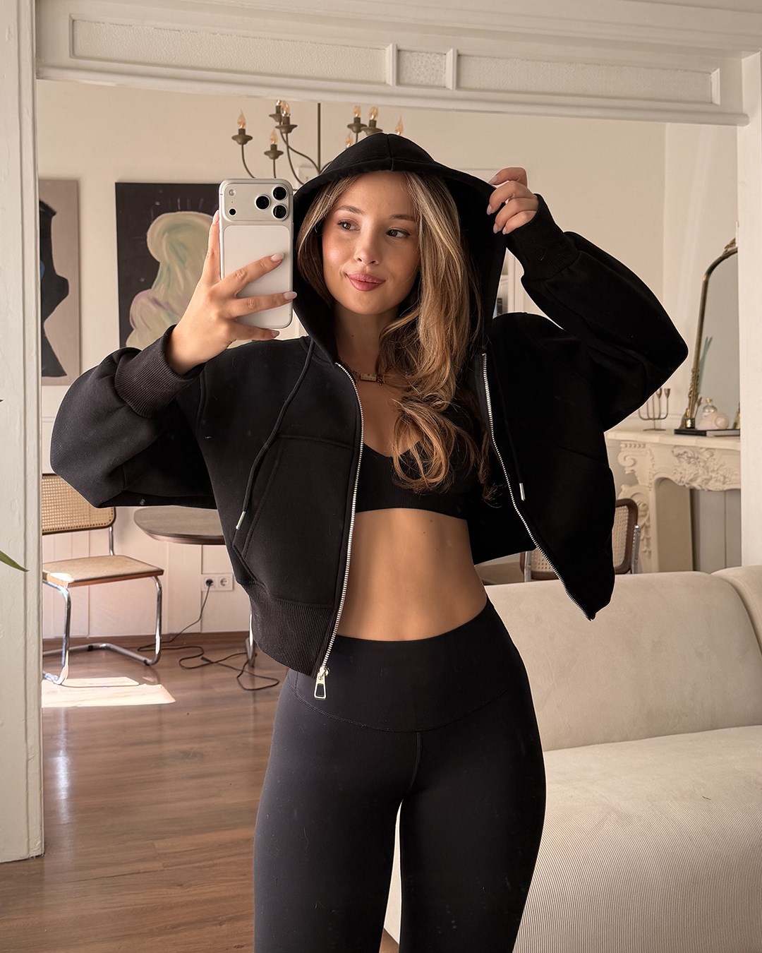 Kapüşonlu Fermuarlı Crop Siyah Sweatshirt