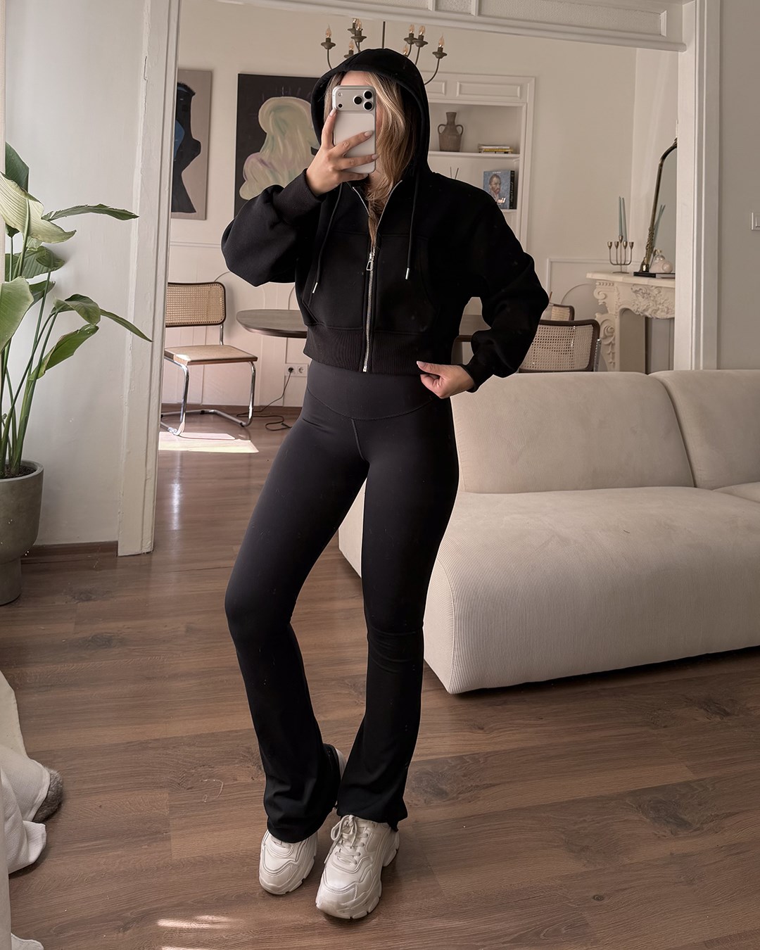 Kapüşonlu Fermuarlı Crop Siyah Sweatshirt