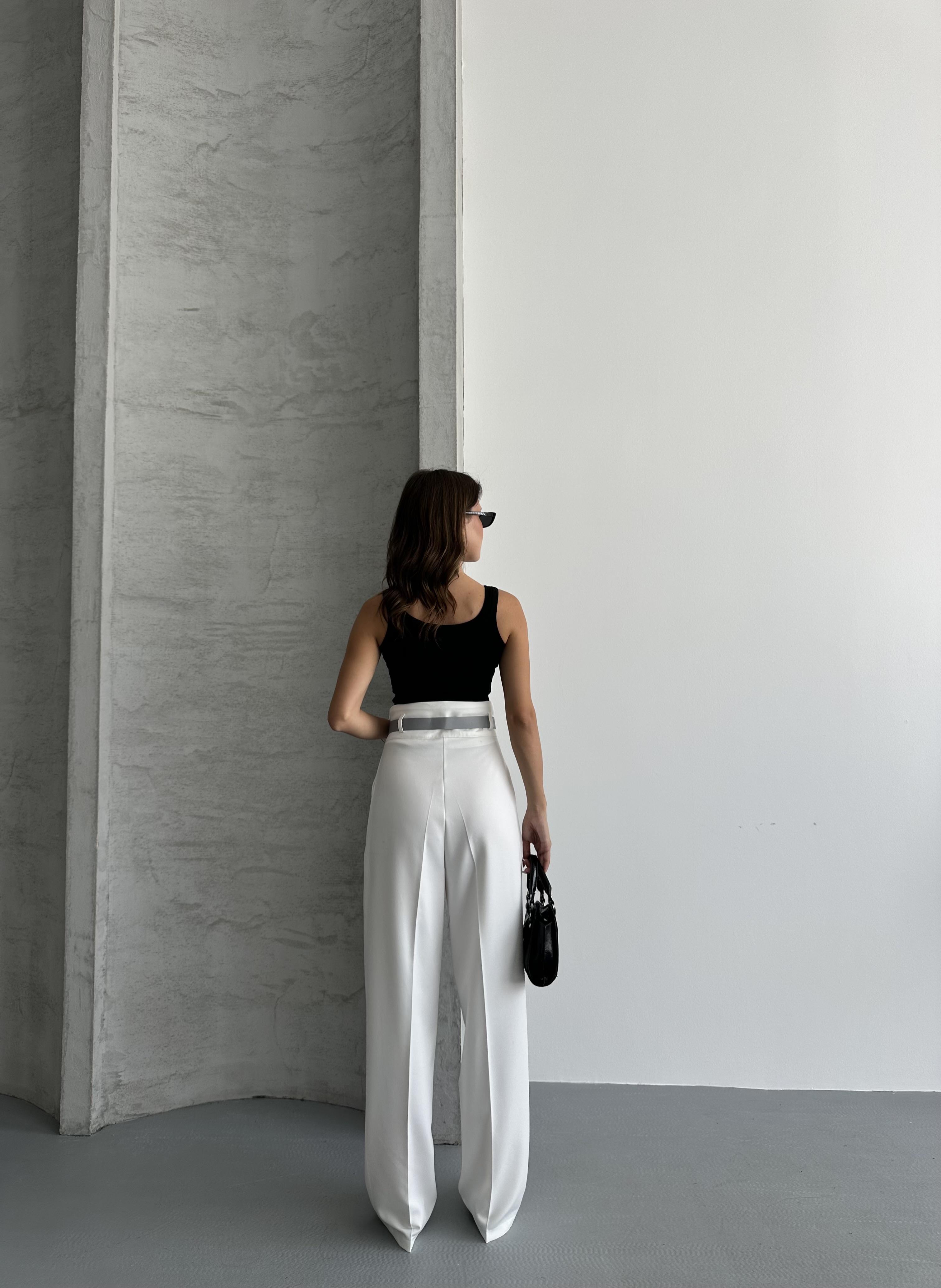 Kemerli Beyaz Palazzo Pantolon