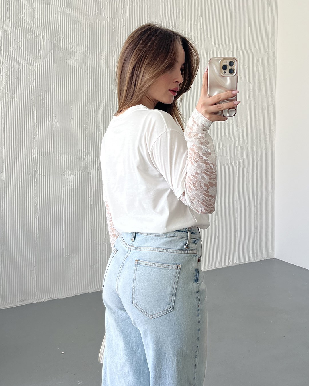 Kolu Dantelli Beyaz Tişört