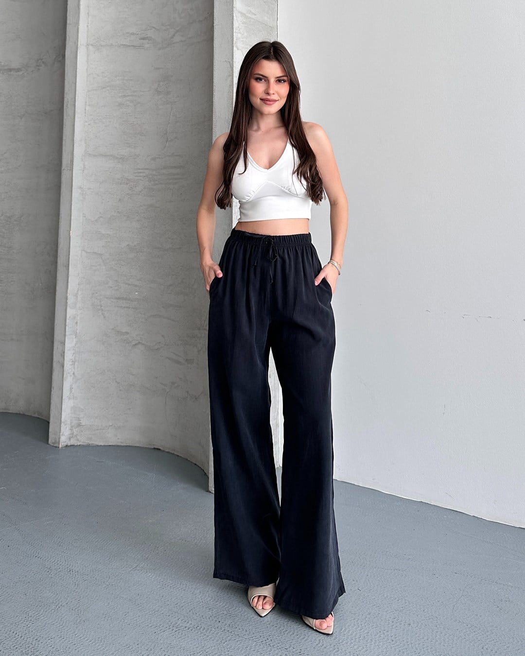 Lastikli Oversize Siyah Pantolon