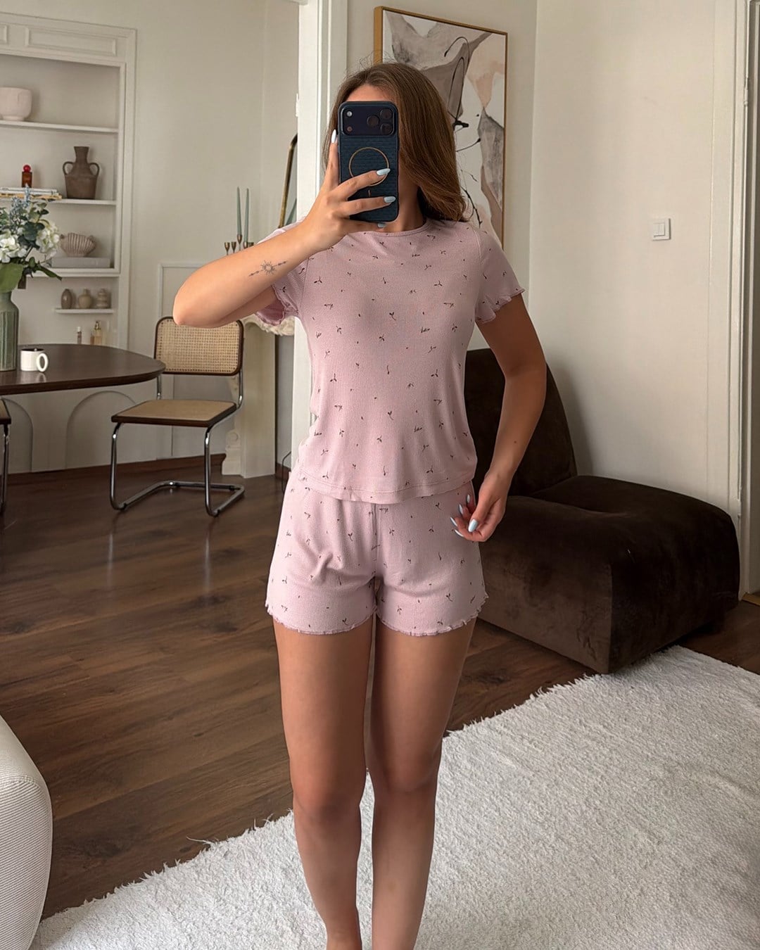 Mini Çiçek Desenli Kaşkorse Şortlu Pijama Takımı