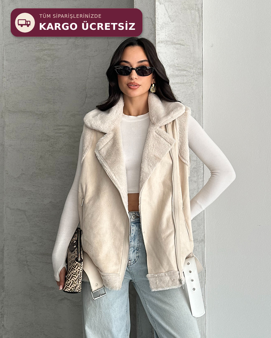 Peluş Astarlı Kemerli Oversize Bej Süet Yelek