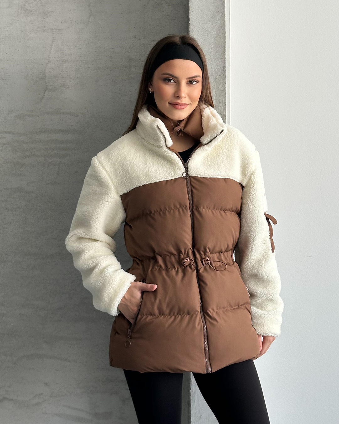 Peluş Detay Kapitone Kahverengi Mont