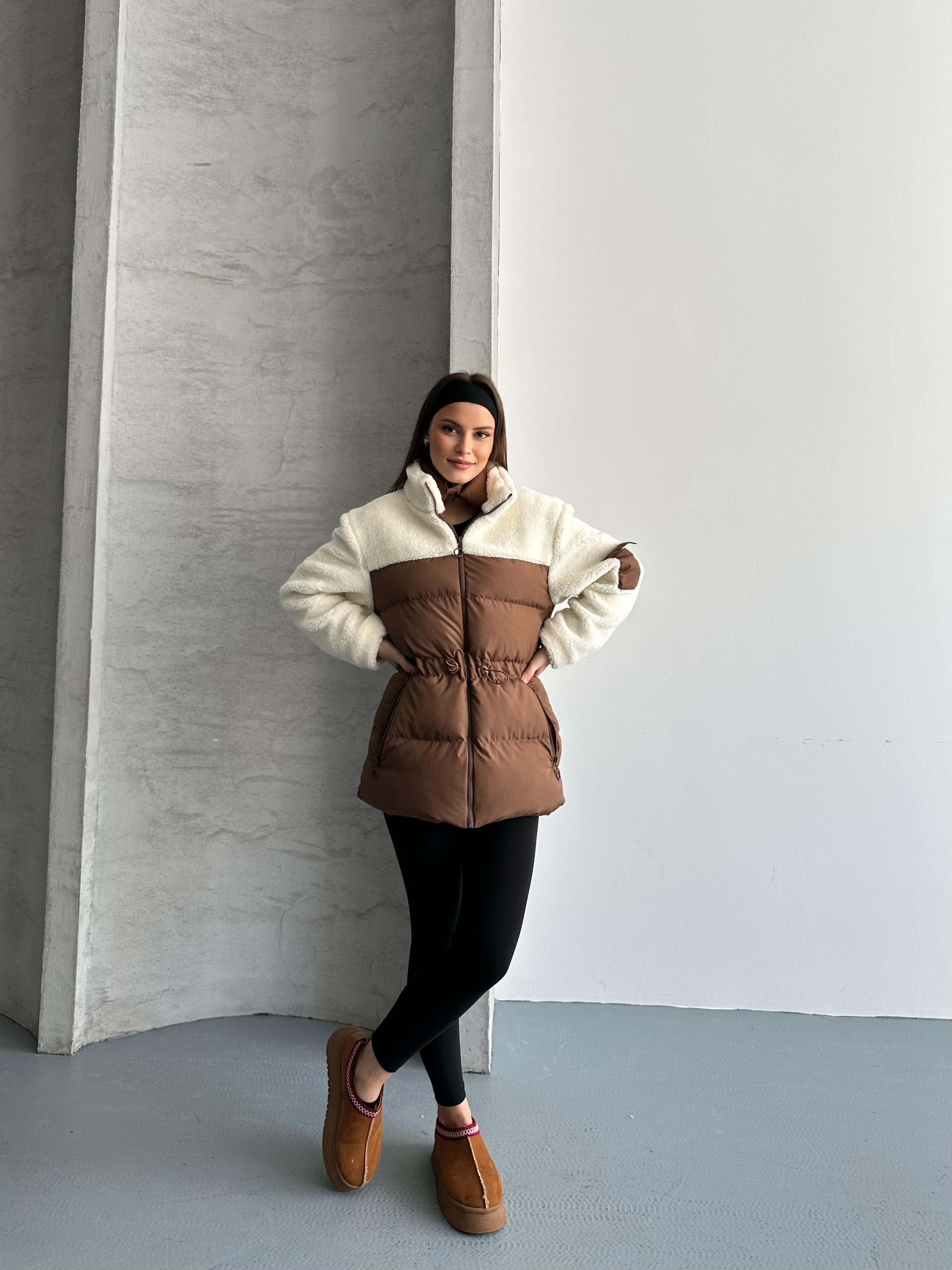 Peluş Detay Kapitone Kahverengi Mont