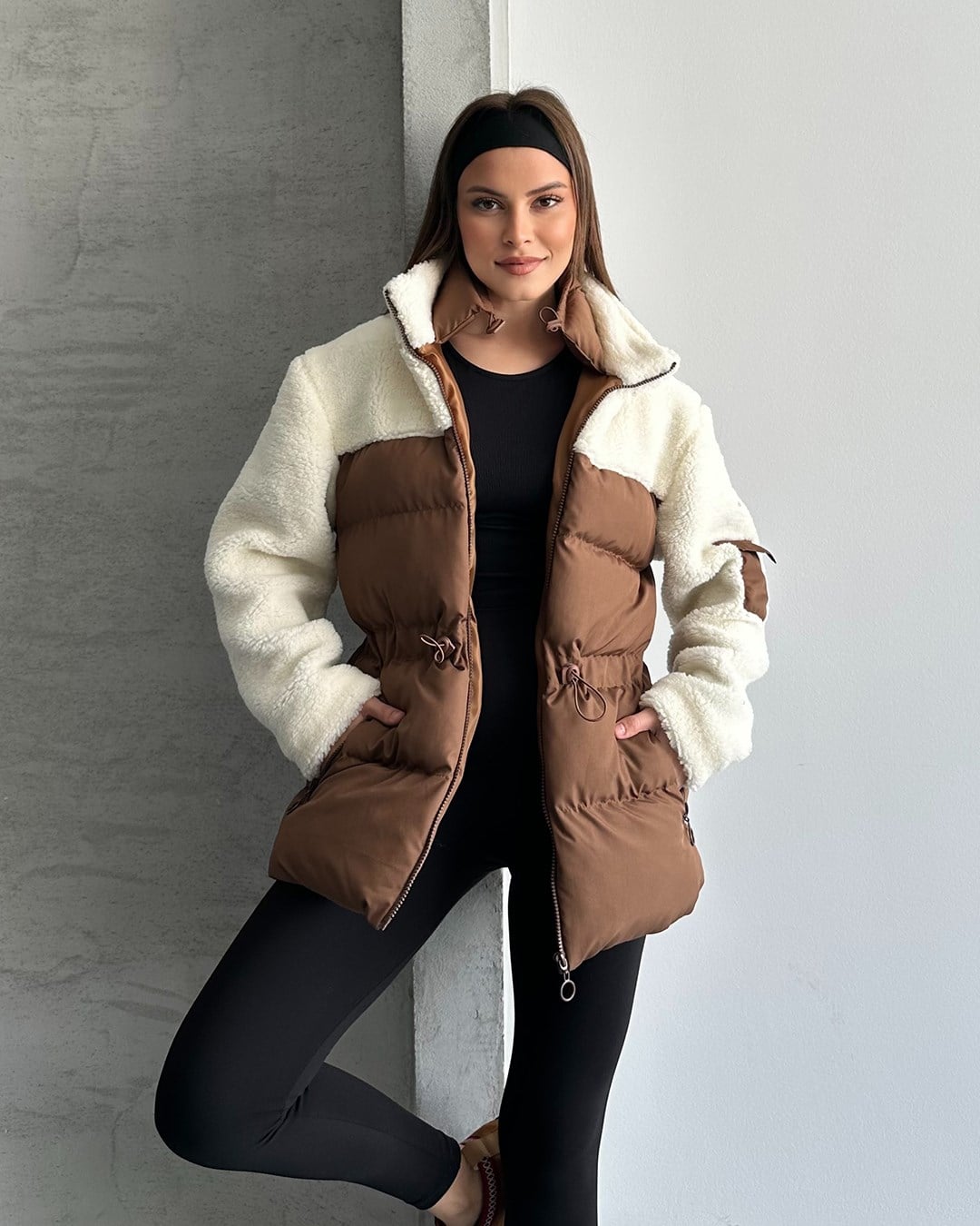 Peluş Detay Kapitone Kahverengi Mont