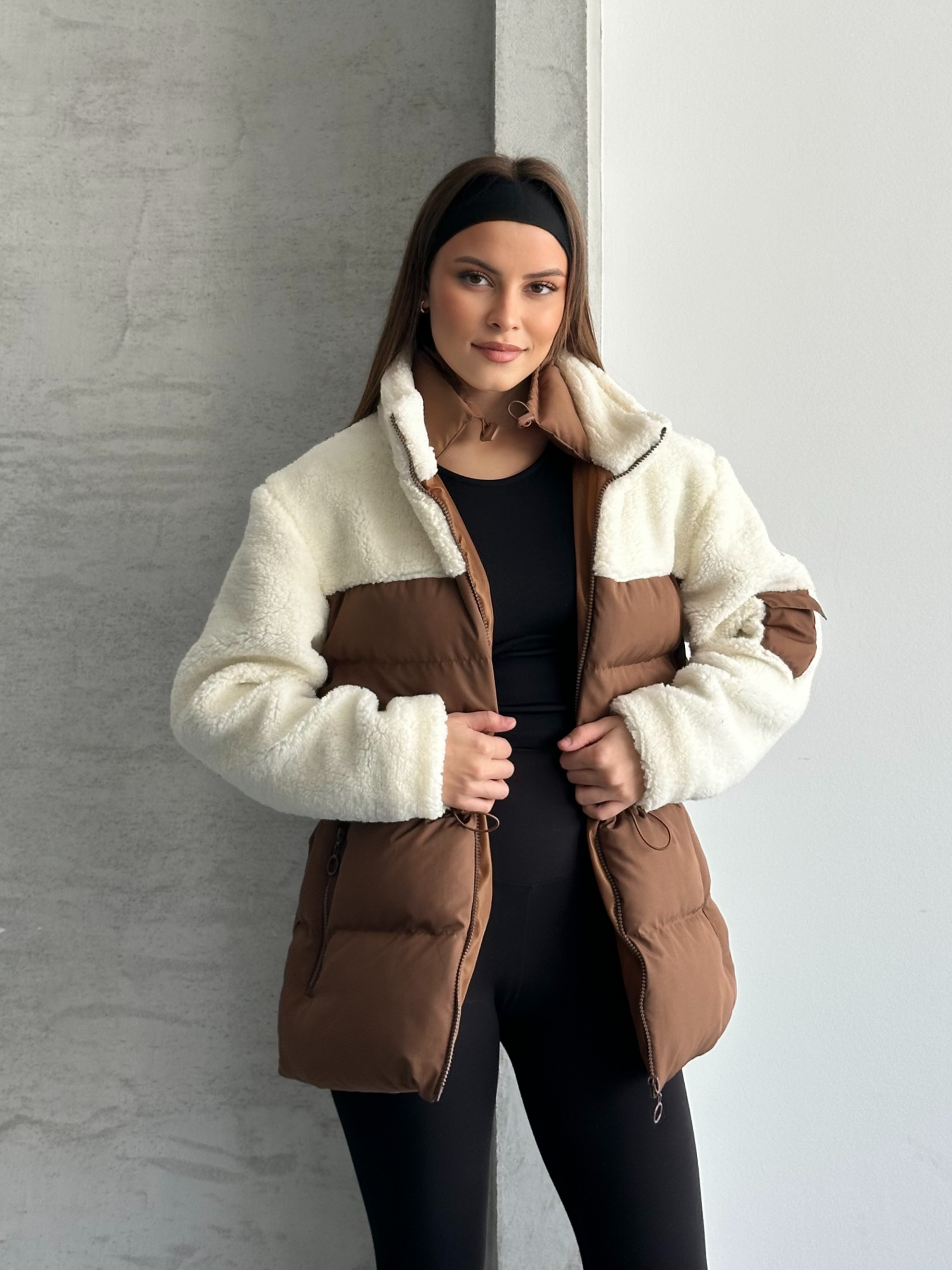 Peluş Detay Kapitone Kahverengi Mont
