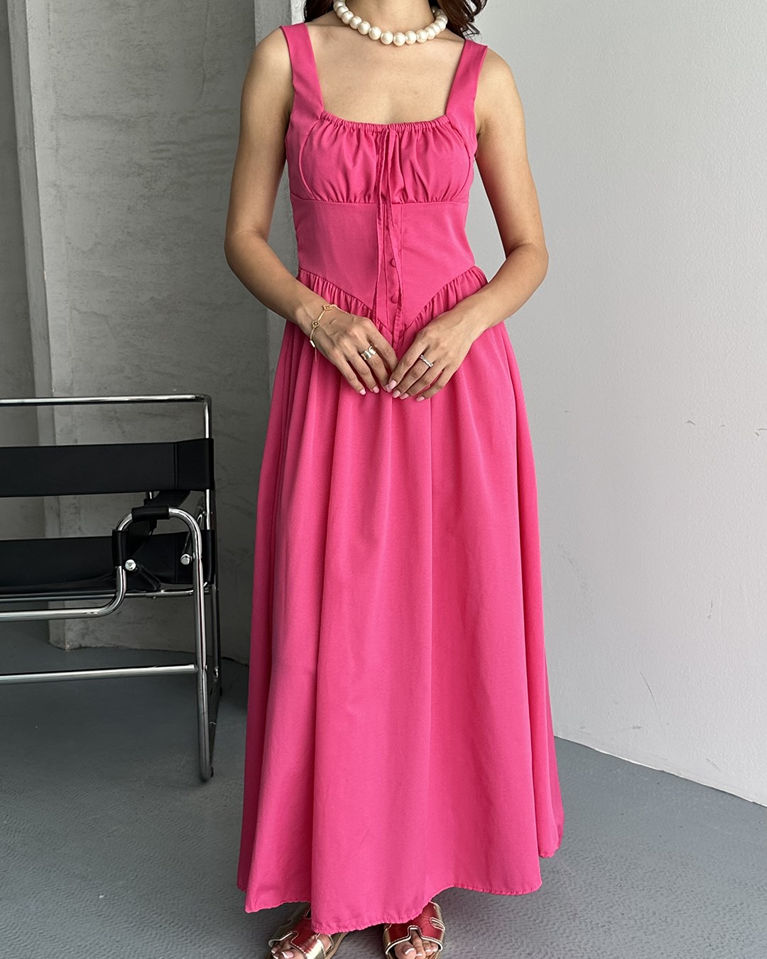 Pembe Kare Yaka Askılı Maxi Elbise