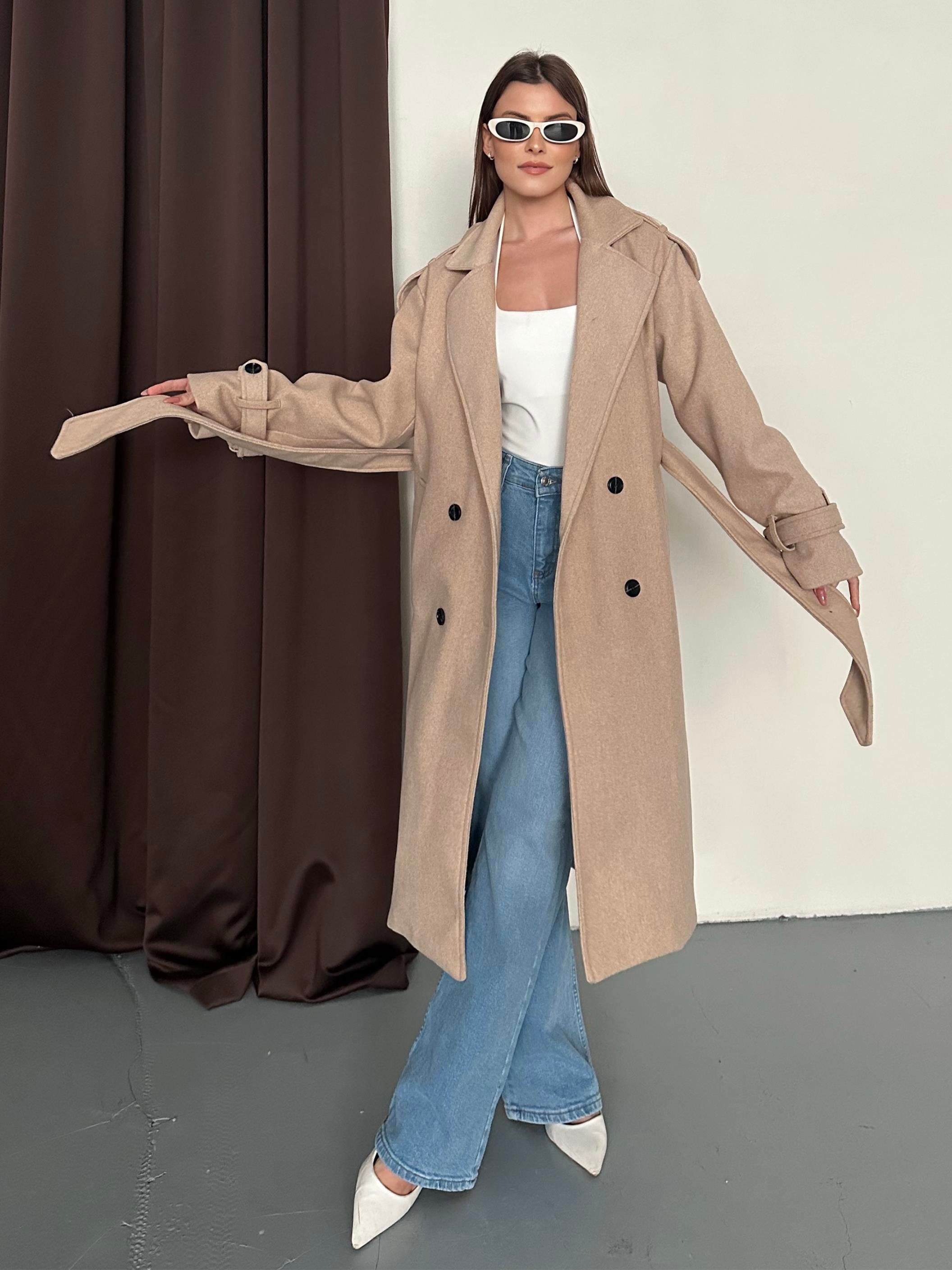 Premium Modern Bej Kaşe Kaban