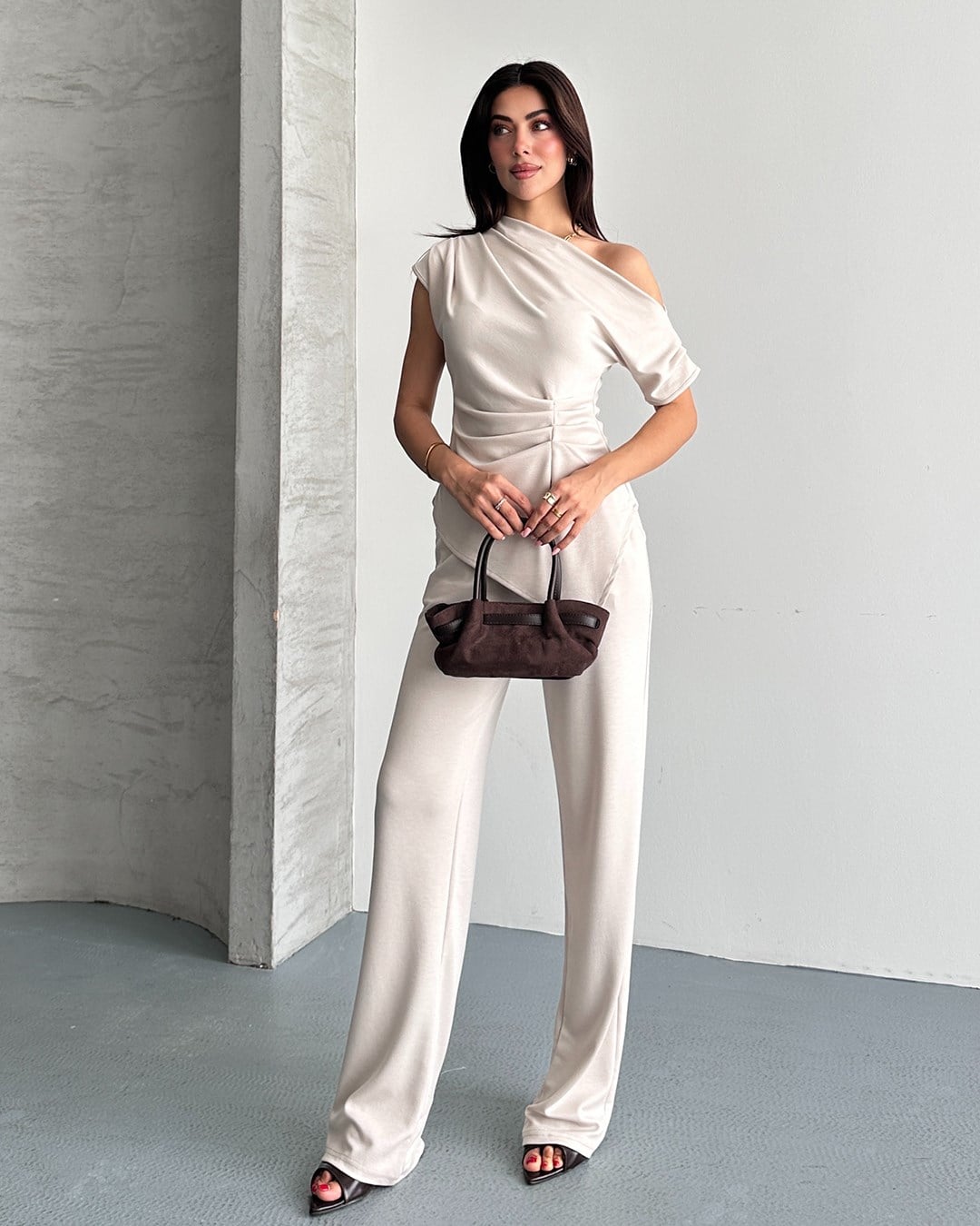Taş Tek Omuz Drape Detaylı İkili Takım