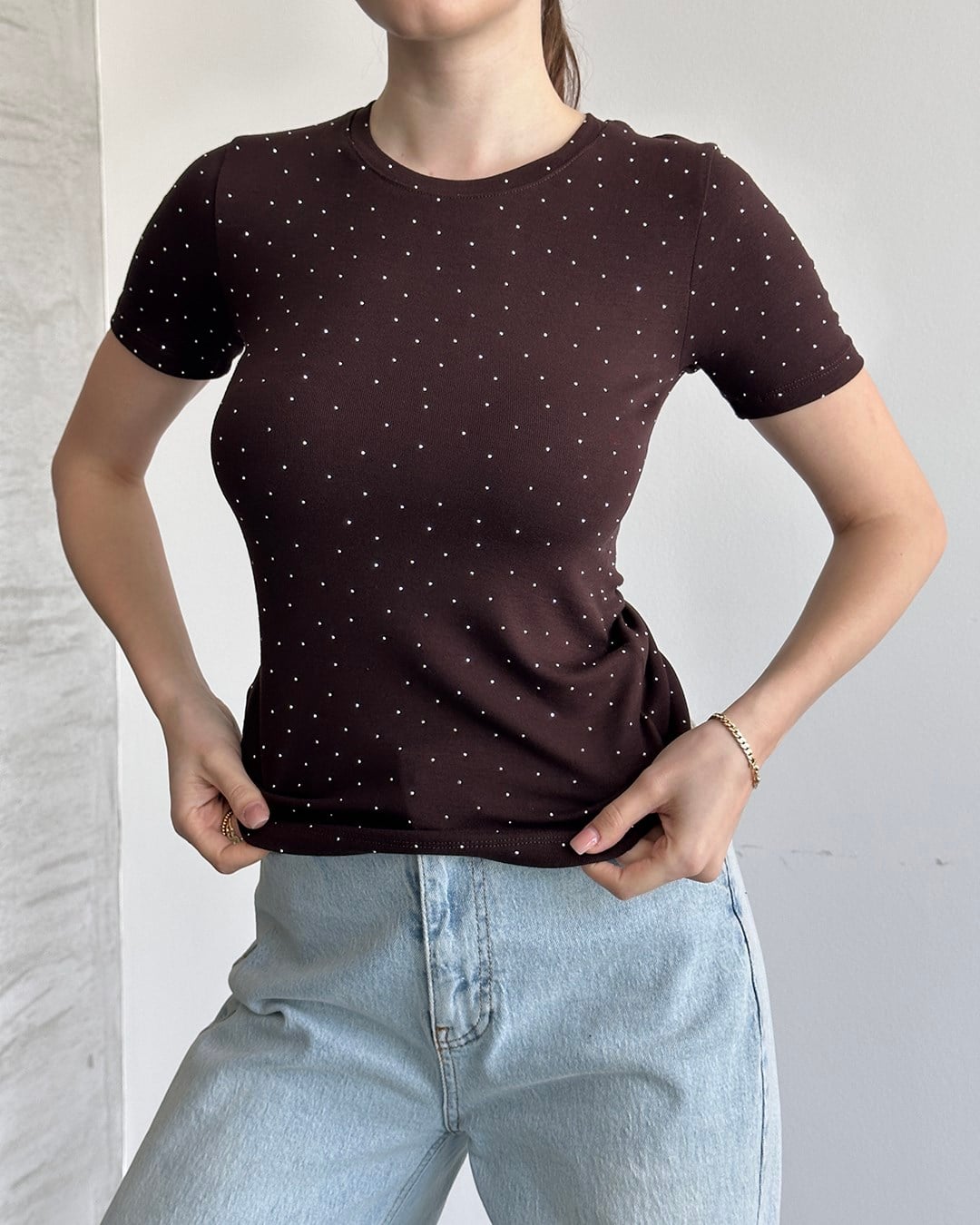 Taşlı Slim Fit Kahverengi Tişört 