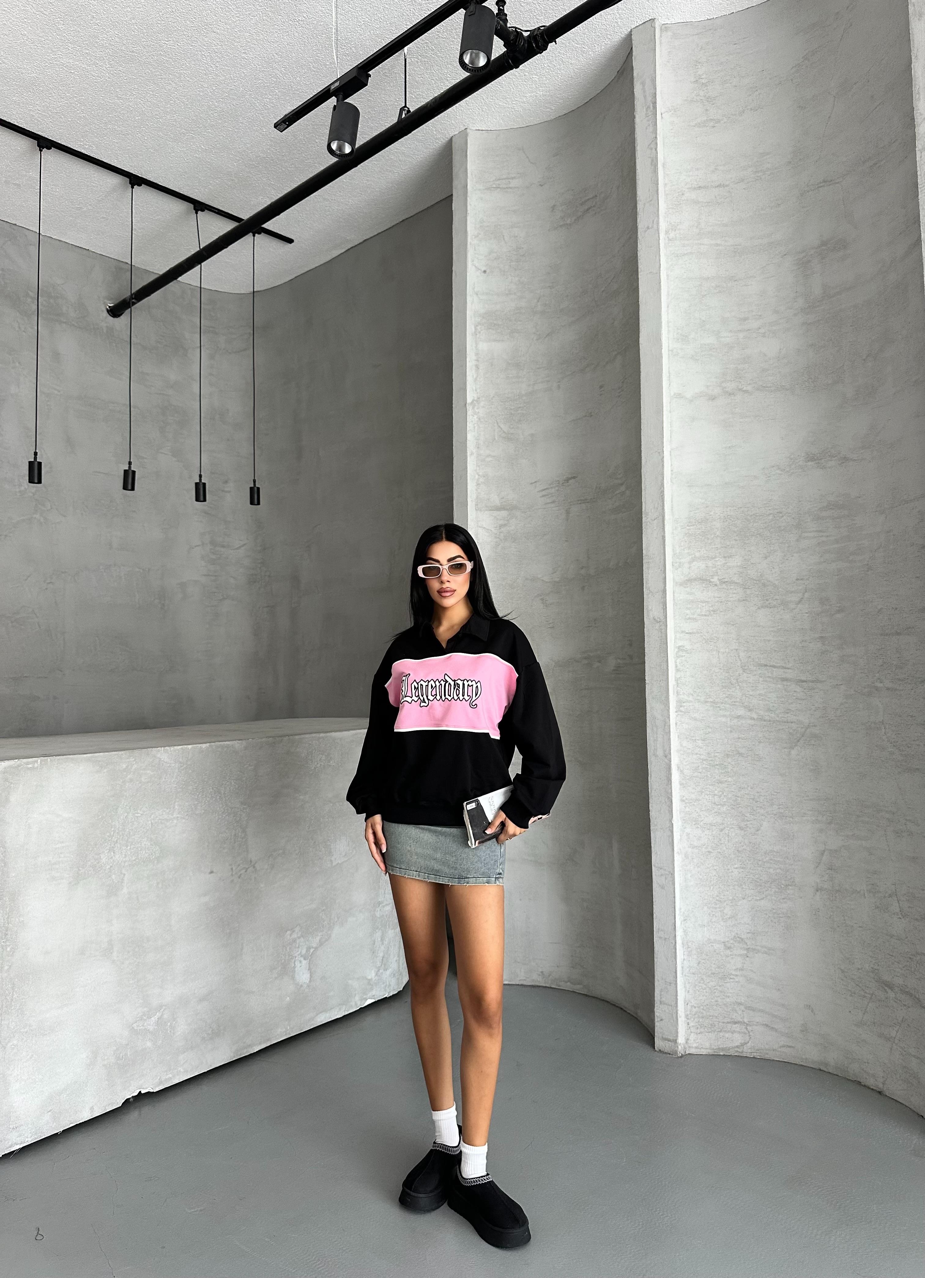 Unisex Legendary Sweatshirt